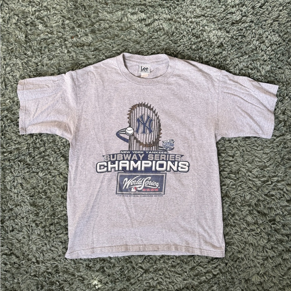 Vintage Yankees 2000 World Series Champions Shirt
